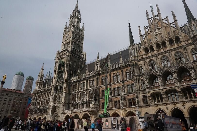 Derzeit wandern zahllose Baustellen durch die Fußgängerzone und über den Marienplatz.