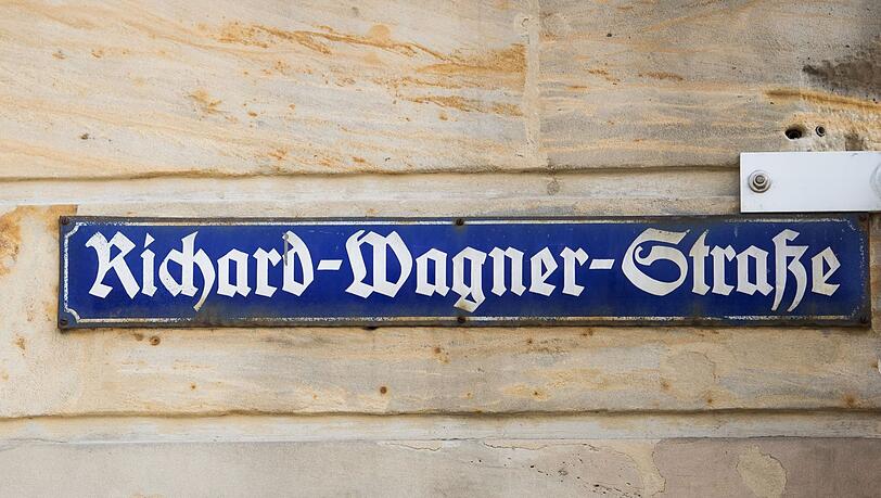 Alles Wagner oder was? Bayreuth profitiert vom Glanz der Festspiele. (Archivbild)
