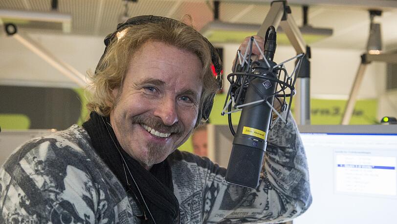 Thomas Gottschalk am Sonntag an alter Wirkungsstätte im Studio des Bayerischen Rundfunks. Thomas Gottschalk am Sonntag an alter Wirkungsstätte im Studio des Bayerischen Rundfunks.