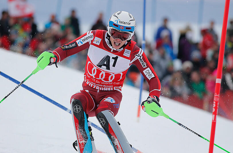 Henrik Kristoffersen auf seiner Fahrt zum Sieg im Weltcup-Slalom von Kitzbühel.