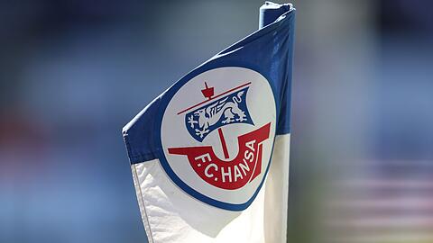Das Spiel zwischen der SpVgg Unterhaching und Hansa Rostock soll nun am 7. Mai stattfinden.