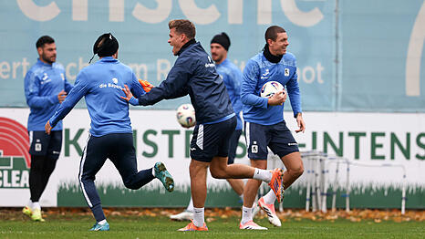 Fang den Philipp: Florian Niederlechner im Training.