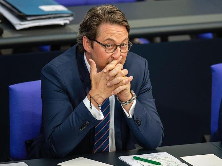 Bundesverkehrsminister Andreas Scheuer steht wegen der Maut-Verträge unter Druck.