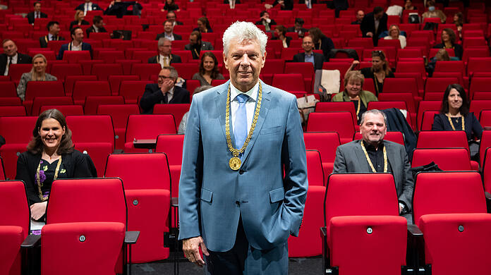 Der Münchner OB Dieter Reiter und seine Stadtspitze: Wie hoch sind die Fotokosten in München?