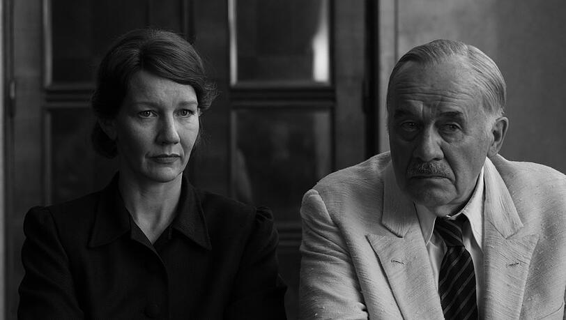 Thomas Mann (Hanns Zischler) und seine Tochter Erika (Sandra H&uuml;ller) in "Vaterland".