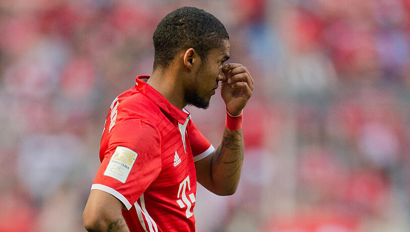 In Gedanken bei Juventus Turin: Douglas Costa. In Gedanken bei Juventus Turin: Douglas Costa.