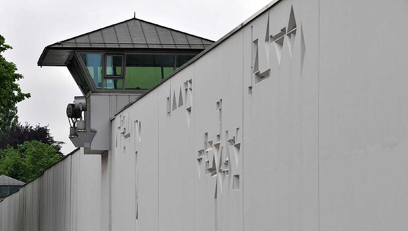 Beginnt langsam sich mit dem Alltag in Stadelheim abzufinden: Der mutmaßliche Mörder aus Krailling Thomas S. Beginnt langsam sich mit dem Alltag in Stadelheim abzufinden: Der mutmaßliche Mörder aus Krailling Thomas S.