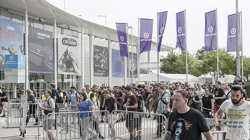 Gamescom 2018: Messebesucher stürmen die Ausstellungshallen