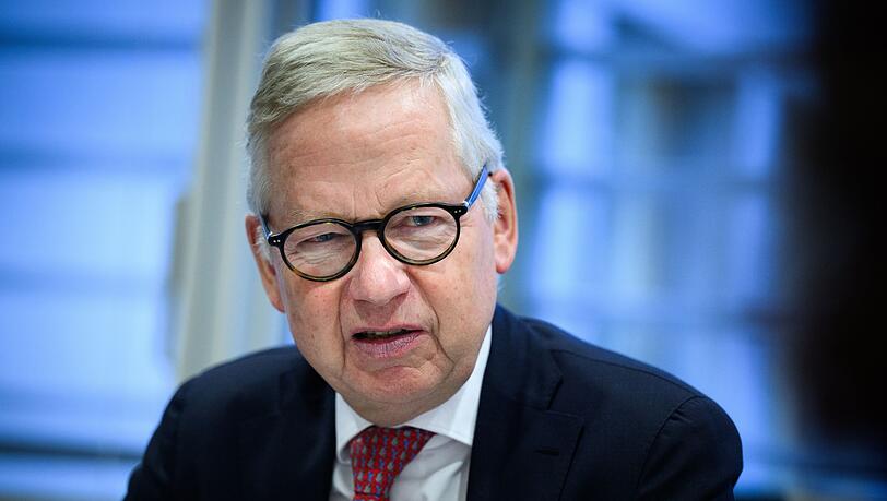 NKR-Chef Goebel: eines der "handwerklich schwächsten und praxisfernsten Vorhaben, die dem Nationalen Normenkontrollrat in den vergangenen Jahren vorgelegt wurden". (Archivbild) NKR-Chef Goebel: eines der "handwerklich schwächsten und praxisfernsten Vorhaben, die dem Nationalen Normenkontrollrat in den vergangenen Jahren vorgelegt wurden". (Archivbild)