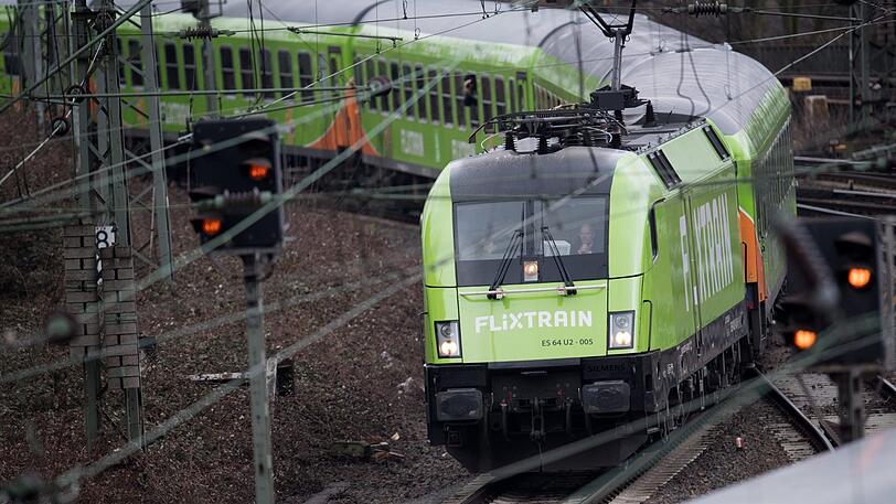 Nächster Halt: München? Das wird es weiter nicht geben. Ein Flixtrain in Hamburg.