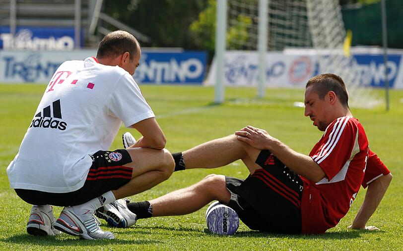 Neue Bilder vom Trainigslager der Bayern am Gardasee