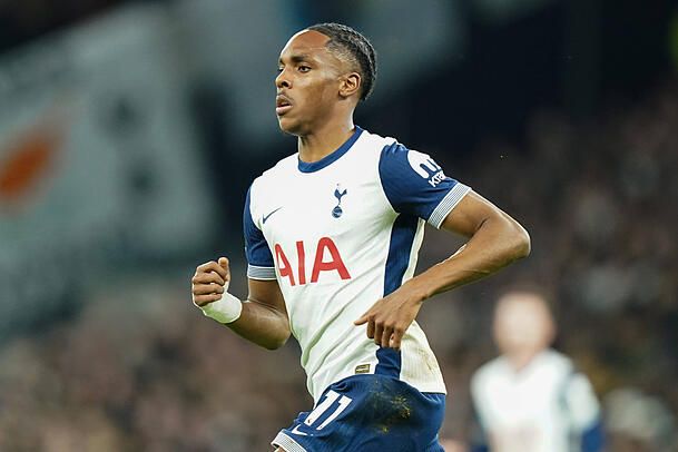 Mathys Tel läuft seit Winter auf Leihbasis für Tottenham auf. Mathys Tel läuft seit Winter auf Leihbasis für Tottenham auf.