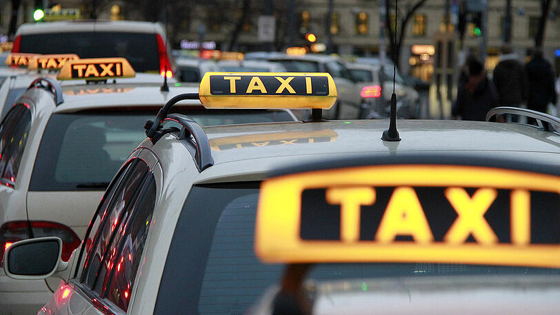 "Wirtschaftlich problematisch" sind E-Taxen laut Isarfunk.