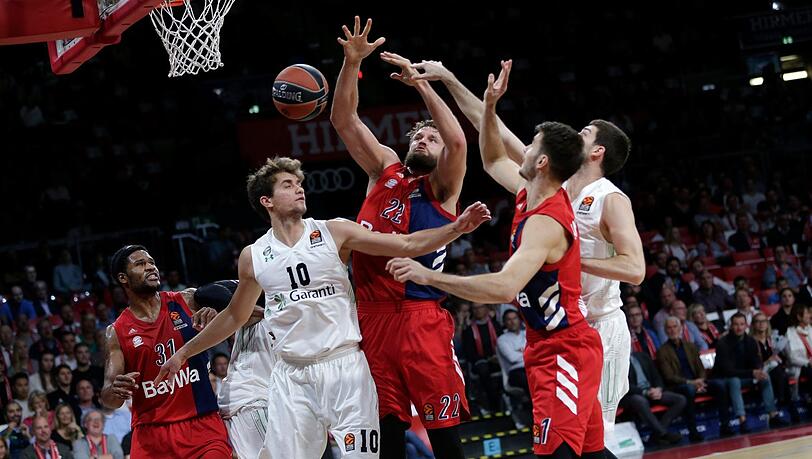 Was folgt auf den 116:70-Rekordsieg gegen Darussafaka? Bayerns Basketballer fordern Topklub ZSKA Moskau heraus.