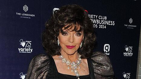 Joan Collins hat nicht nur in unzähligen Film- und Fernsehproduktionen mitgewirkt, sondern auch ein turbulentes Privatleben geführt. Sie ist zum fünften Mal verheiratet und hat aus zwei früheren Ehen insgesamt drei Kinder.
