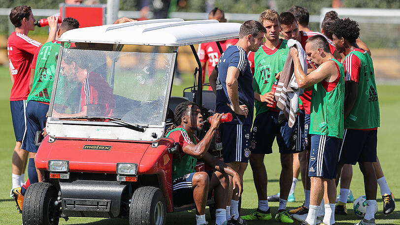 Nächste Runde in der Vorbereitung auf das Spiel bei Werder Bremen - die Bilder vom Mittwochstraining des FC Bayern.