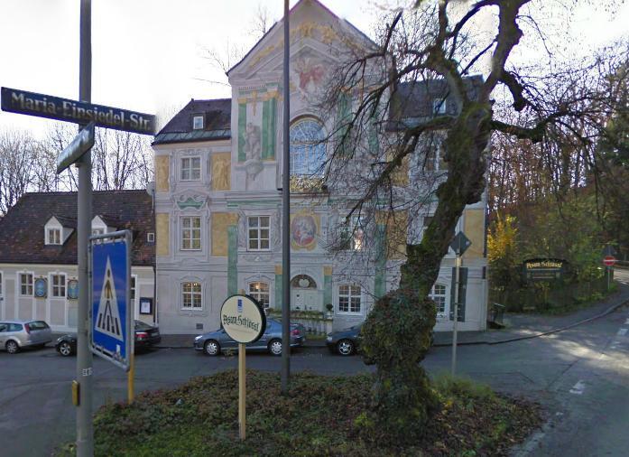 Die Verkehrssituation am Asamschlössl will ein Thalkirchner verbessern.