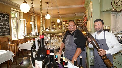 Chef Gianni Ianniccari  (l.) und Restaurantleiter Tiziano Rota in Vianolo, Essklasse im Vianolo,