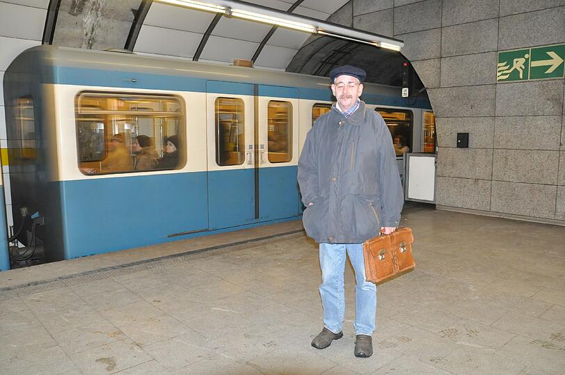 Betrunken raste U-Bahnfahrer Harald K. (46)im Führerhaus der U1 durch den Münchner Untergrund.