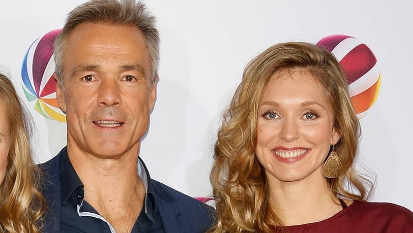 Hannes Jaenicke und Stephanie Krogmann bei der Filmpremiere von "Nicht mit uns! Der Silikonskandal" im Jahr 2017.