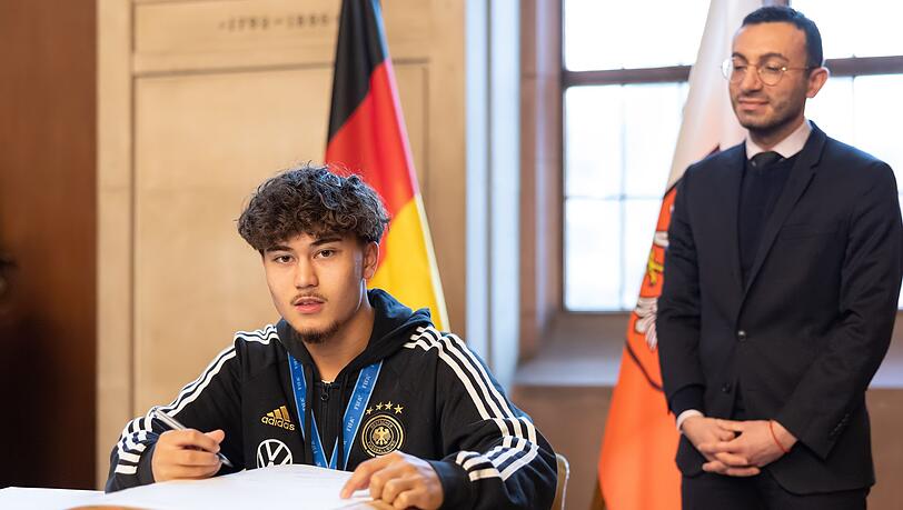 Justin von der Hitz hat einen neuen Club: Er spielt künftig für den 1. FC Nürnberg.