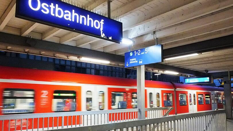 Drei Festnahmen am Ostbahnhof: Am Freitag hatte die Bundespolizei dort alle Hände voll zu tun. Drei Festnahmen am Ostbahnhof: Am Freitag hatte die Bundespolizei dort alle Hände voll zu tun.