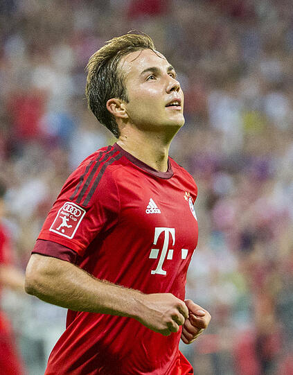 MARIO GÖTZE Note 3: Als falsche Neun wirkungslos, nach der Pause auf rechts dann besser. Schöner Abschluss zum 2:0.