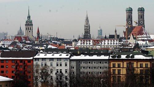 Der Blick vom Maximilianeum in die Stadt München. Der Blick vom Maximilianeum in die Stadt München.