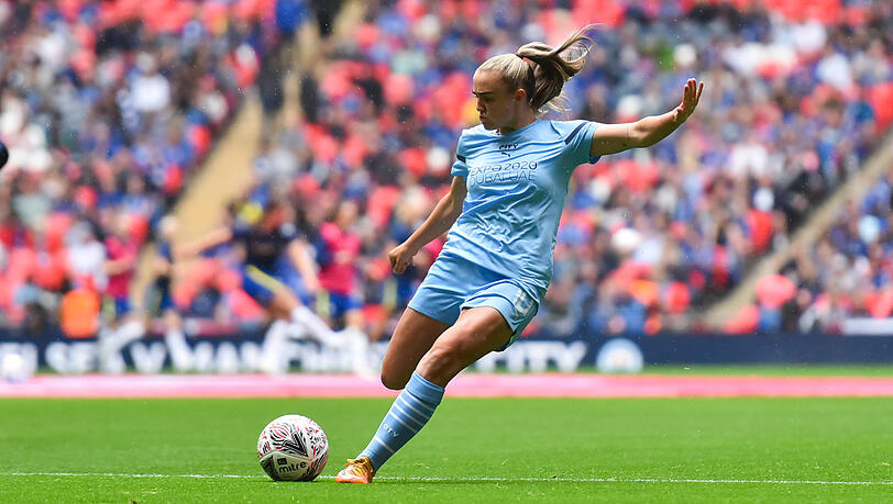 "Es hat sich vom allerersten Gespräch an einfach richtig angefühlt. Ich war absolut überzeugt und mein Instinkt sagte mir, dass ich hierhergehöre", sagt Georgia Stanway, hier noch im Trikot von Manchester City. (Archivbild)