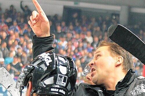 Klarer Auftrag: Oben bleiben! Tigers-Trainer Andreas Brockmann hätte gegen sechs Punkte beim Auswärts-Doppel in Augsburg und Hamburg &bdquo;absolut nichts einzuwenden&ldquo;.