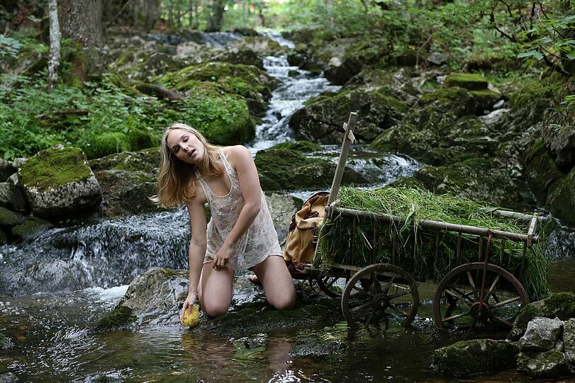 Am bayerischen Spitzingsee präsentierten sich die Models für den Bauernkalender sexy wie eh und je - hier sehen Sie die besten Bilder des Shootings.