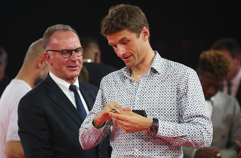 In der vergangenen Saison konnte Thomas Müller 20 Bundesliga-Treffer auf seinem Torekonto verbuchen. Bayern-Boss Rummenigge macht sich trotz Torflaute auch in dieser Saison keine Sorgen um den Bayern-Stürmer.
