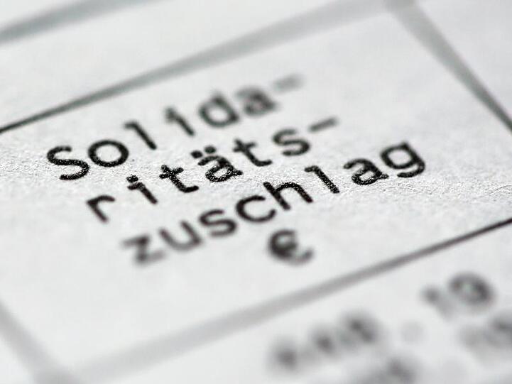 Die FDP fordert eine vollständige Soli-Abschaffung zum 1. Januar 2020.