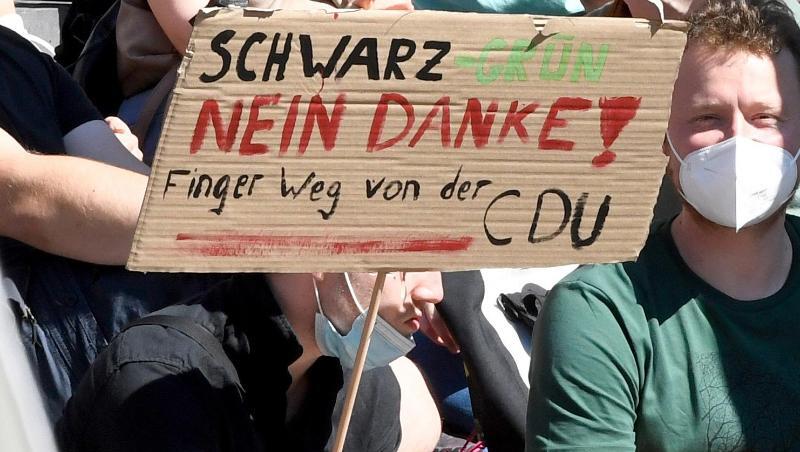 Rund 56 Prozent der Befragten will die Union in die Opposition schicken.