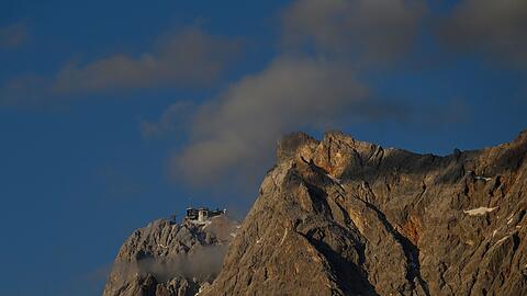 Die Seilbahn auf der österreichischen Seite der Zugspitze fiel aus. (Foto: Archiv)