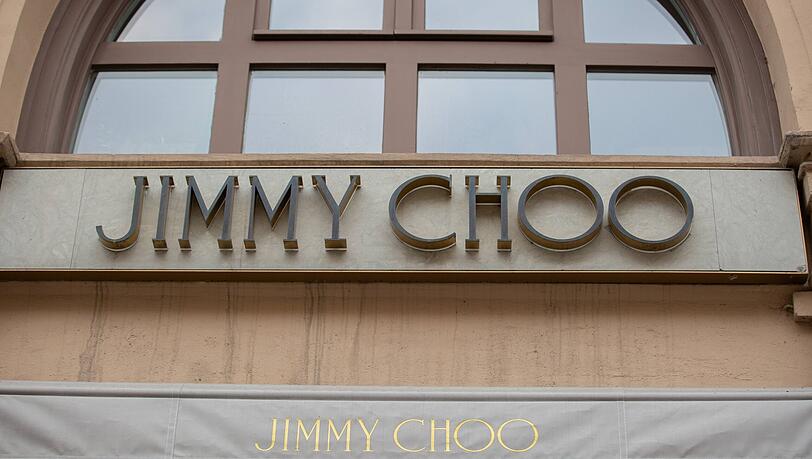 In der Maximilianstra&szlig;e sind Luxus-Marken ans&auml;ssig, zum Beispiel Jimmy Choo (Schuhe).