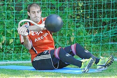 Schuften, bis die Fitness stimmt: Javier Pinola ist es sichtlich gut bekommen.