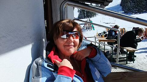 Hiltrud Broschei (SPD) bei einem Ausflug in die Berge. Was ihren Stadtteil betrifft, blickt die Politikerin optimistisch in die Zukunft.