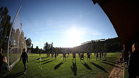 Der Platz an der Sonne: Der Club und zahlreiche andere Mannschaften bereiten sich an der Costa del Sol auf die Rückrunde vor.
