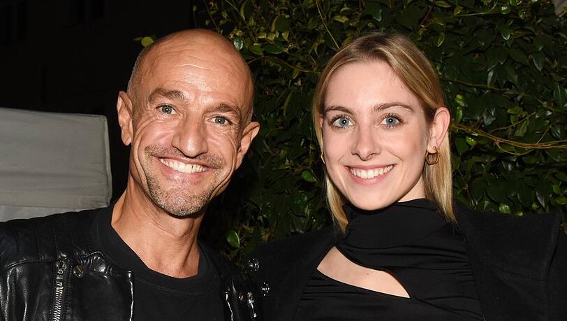 Peyman Amin und seine Partnerin Sandra Apfelbeck sind zum ersten Mal Eltern geworden.