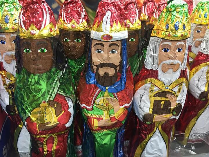Die spanischen Heiligen Drei Königen "los Reyes Magos" aus Schokolade.