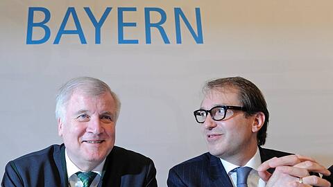 Horst Seehofer und sein General Alexander Dobrindt: Sie wollten unbedingt einen gemeinsamen Wahltermin mit dem Bund vermeiden.