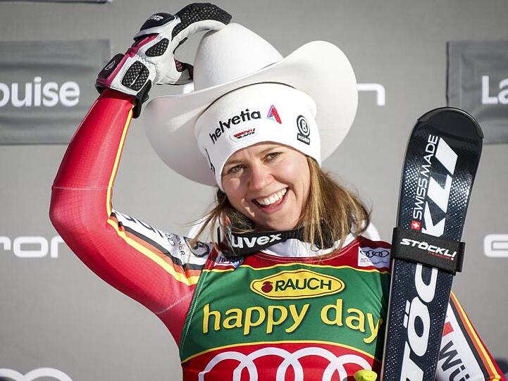 Viktoria Rebensburg gewann den Super-G in Lake Louise.