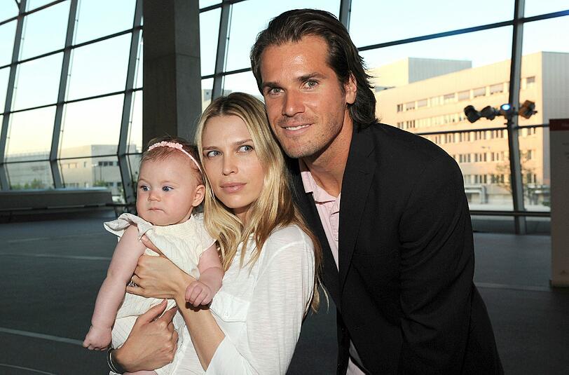 Tommy Haas mit seiner Frau Sara Foster und Tochter Valentina (2011)