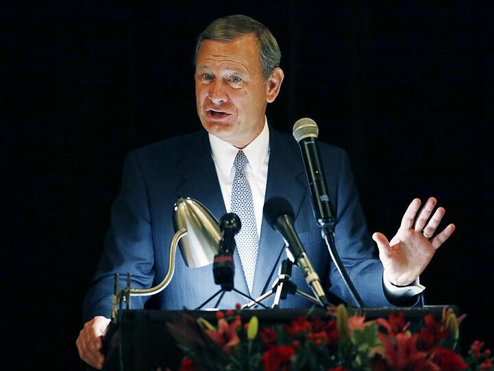 John Roberts, Vorsitzender Richter des Supreme Court, hat Vorwürfe des US-Präsidenten zurückgewiesen: "Diese unabhängige Justiz ist etwas, für das wir alle dankbar sein sollten."