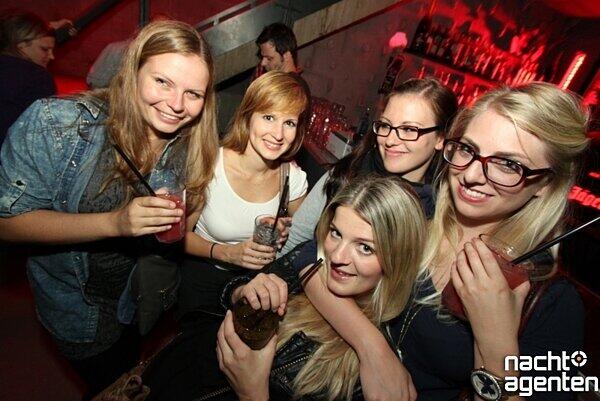 Das Wochenende wurde am Freitag im Harry Klein bei "BPitch Love Affair" eingeläutet. Weitere Bilder unter www.nachtagenten.de.