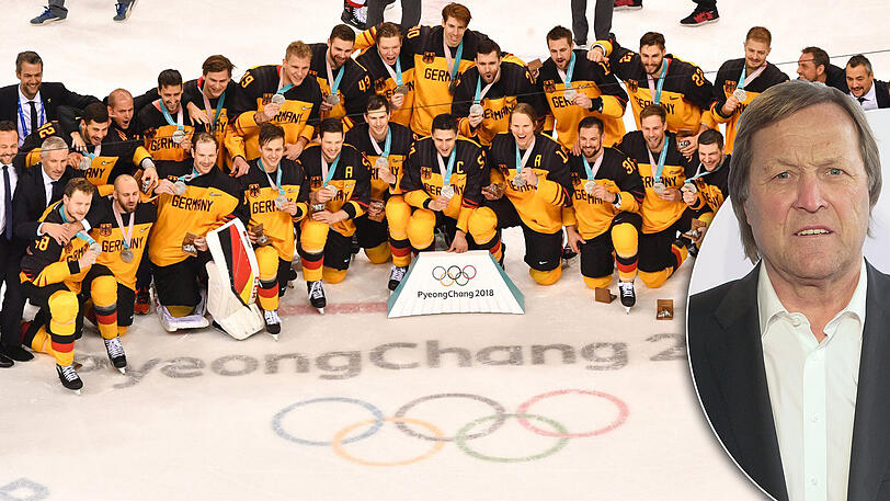 Silber-Helden: Deutschlands Nationalspieler präsentieren nach dem denkbar knapp verlorenen Finale gegen Russland ihre Medaillen. Erich Kühnhackl spricht in der AZ über den sensationellen Erfolg.