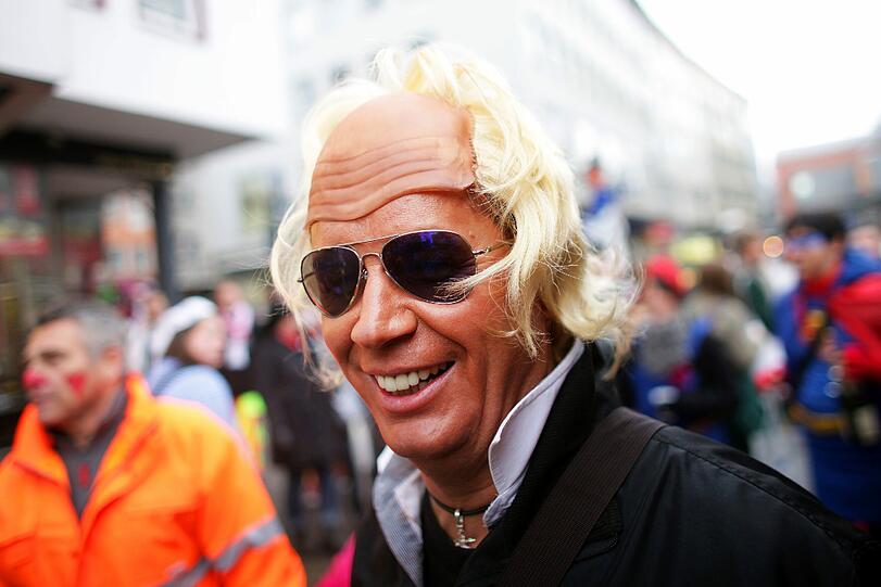 Sogar TV-Star Robert Geis ließ sich das närrische Treiben nicht entgehen.