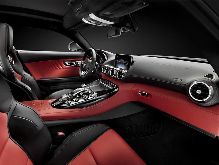 Lassen auch für den Rest des Autos einiges erwarten: Die ersten Bilder vom Interieur des neuen Mercedes-AMG GT.