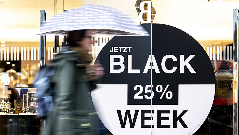 Am Black Friday gibt es vergünstigte Angebote, auch für PCs. Vorher sollte man sich jedoch informieren, welche Geräte für einen infrage kommen und wie viele diese normalerweise kosten. Am Black Friday gibt es vergünstigte Angebote, auch für PCs. Vorher sollte man sich jedoch informieren, welche Geräte für einen infrage kommen und wie viele diese normalerweise kosten.